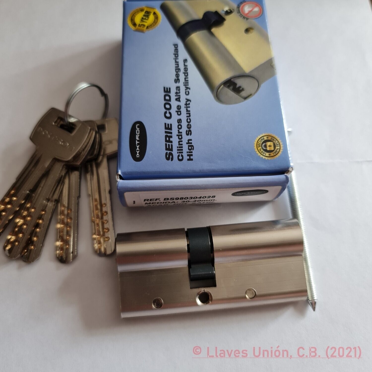 Cilindro Seguridad IXXTRON BS980 30X40 mm. Niquelado. Leva Corta