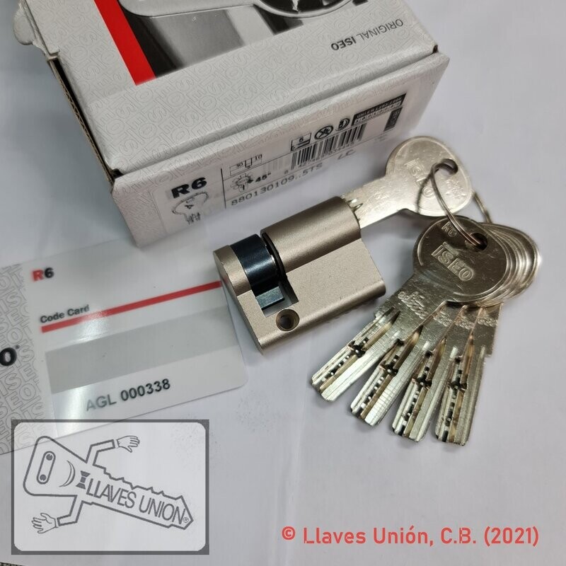 Cilindro ISEO R6 30x10 mm. Niquelado. Llave Seguridad. Leva Corta