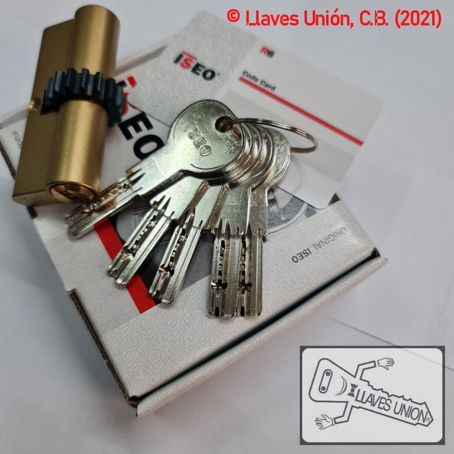 Cilindro ISEO R6 35x35 mm. Latonado. Llave Seguridad. Leva Rueda 16 Dientes