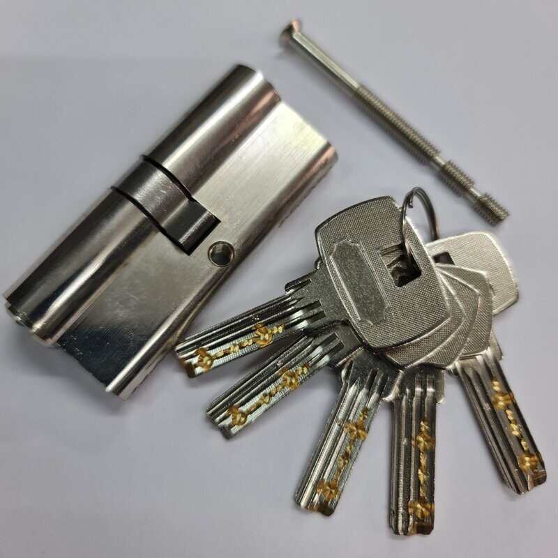 Cilindro BATON EC53553535N  35X35 mm. Niquelado. Llave Seguridad. Leva Larga