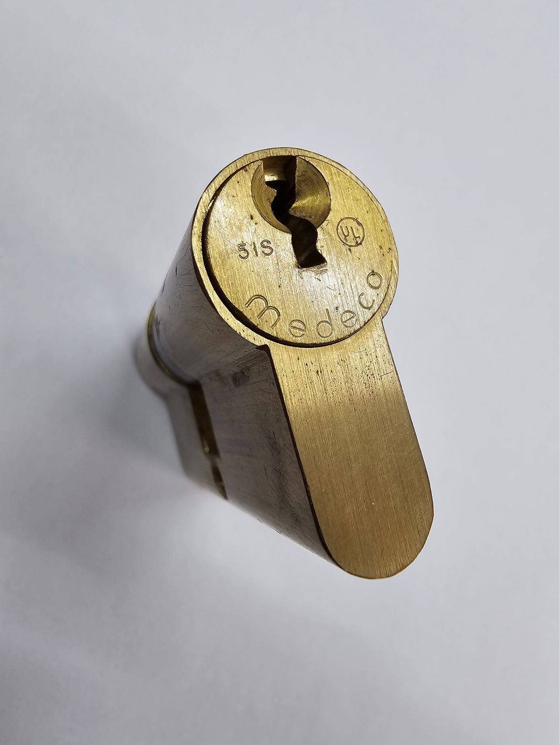 Cilindro MEDECO (LINCE) 2100 32X32 mm. Latonado Leva Larga