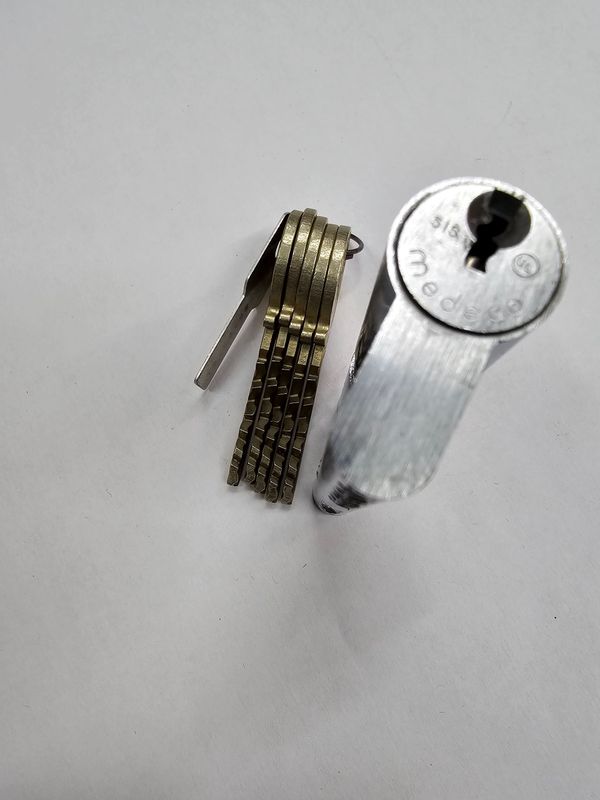 Cilindro MEDECO (LINCE) 2113 36X36 mm. Niquelado Leva Larga