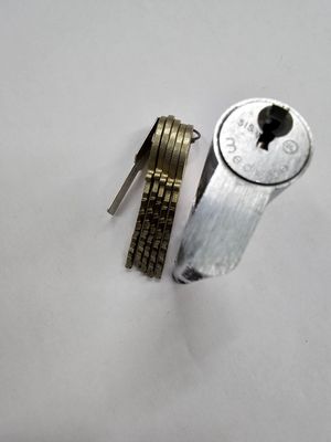 Cilindro MEDECO (LINCE) 2113 36X36 mm. Niquelado Leva Larga