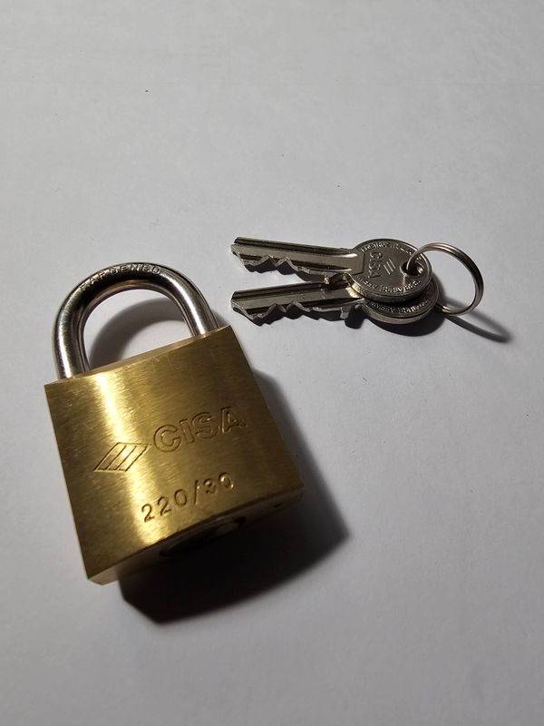 Candado CISA QUALITY 22010 30 mm. Arco Normal