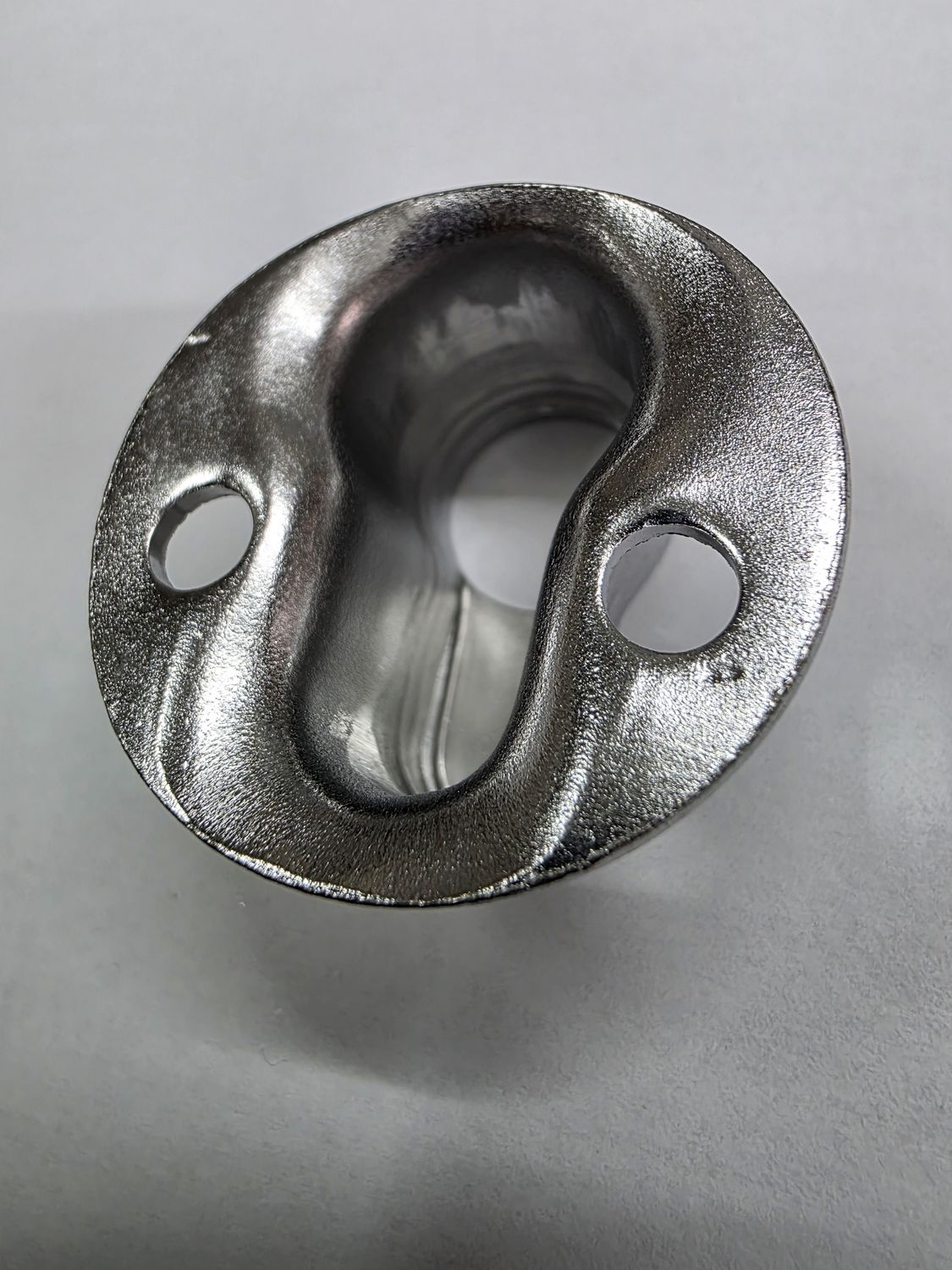 Escudo protector IFAM pasante cromado