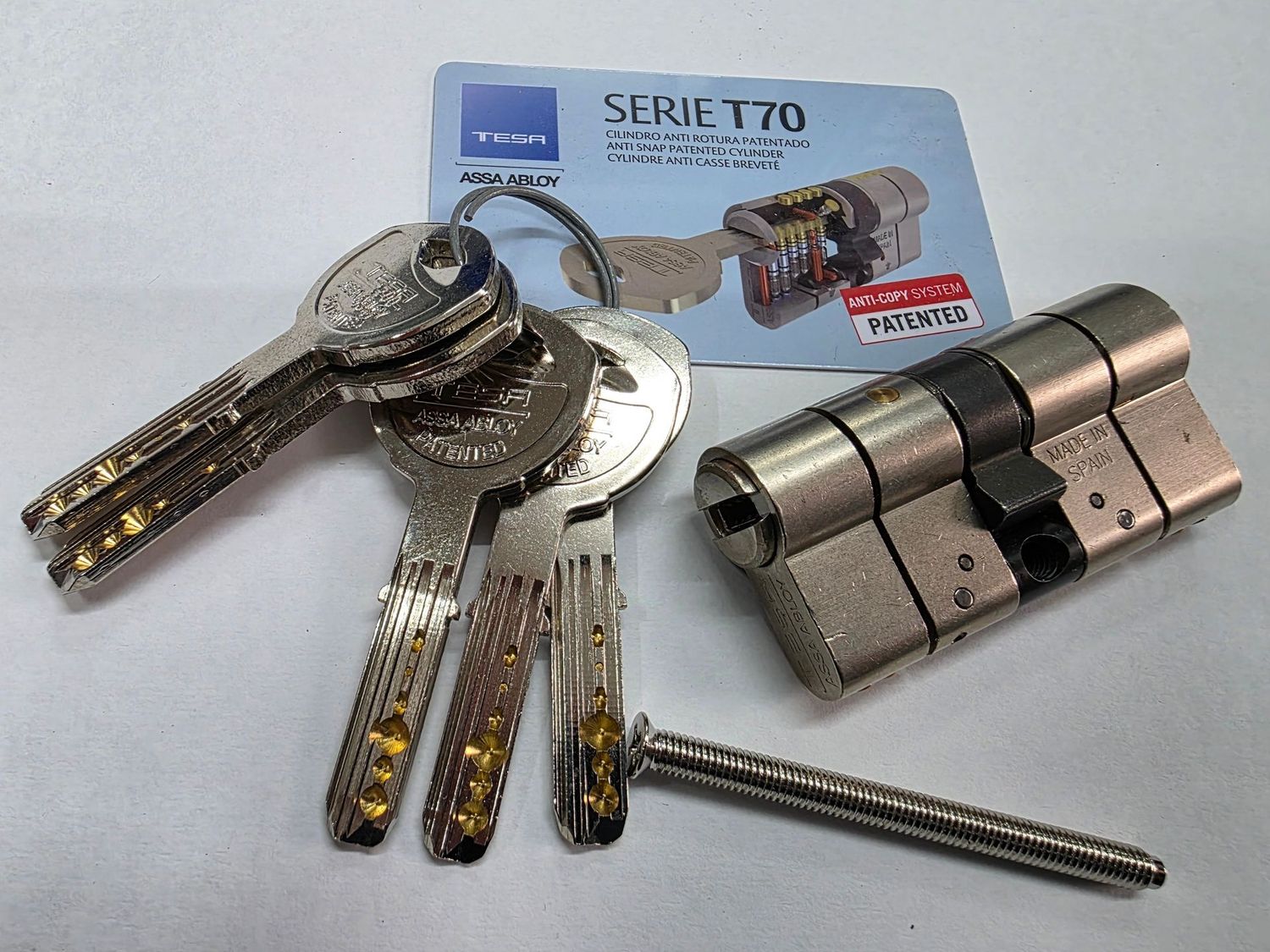 Cilindro TESA T70 30x30 mm. Niquelado. Leva Larga