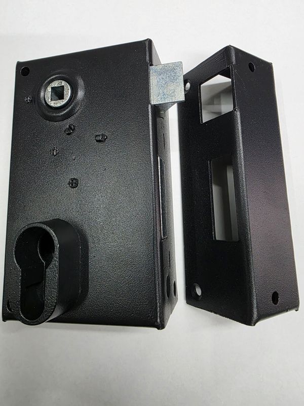 Cerradura aplacar FTH perfil europeo 908816 Derecha