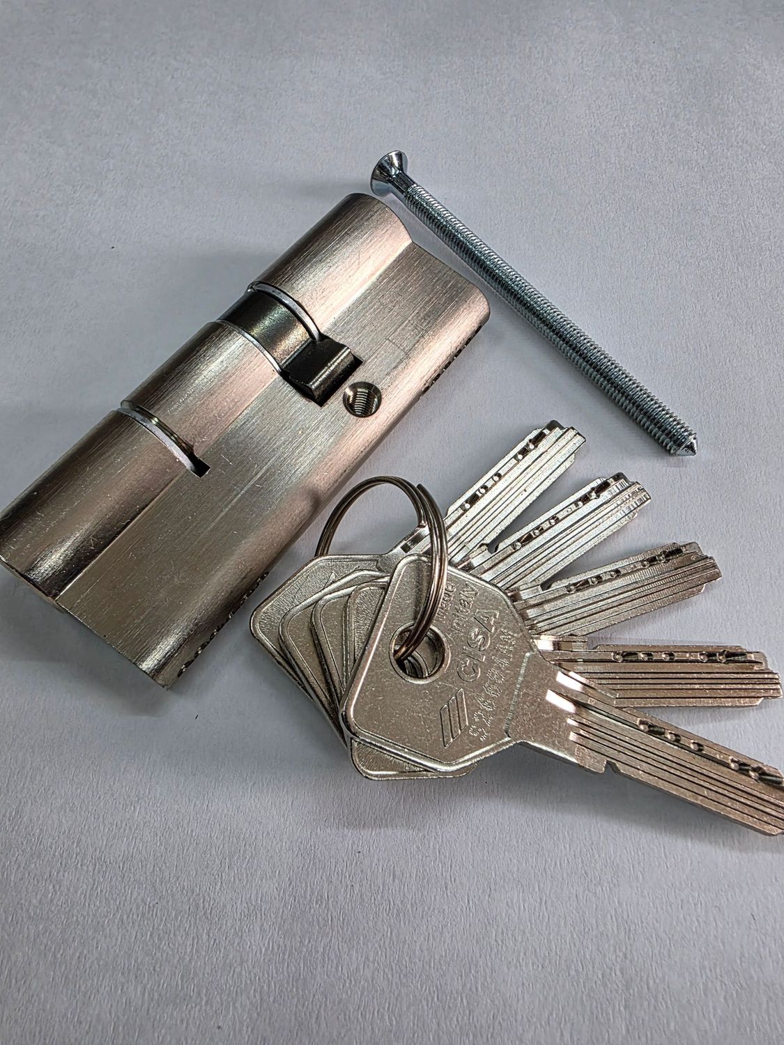Cilindro Europerfil CISA ASIX de Seguridad 30x50 mm. Niquelado. Leva Larga Cilindro Europerfil CISA ASIX de Seguridad 30x50 mm. Niquelado. Leva Larga