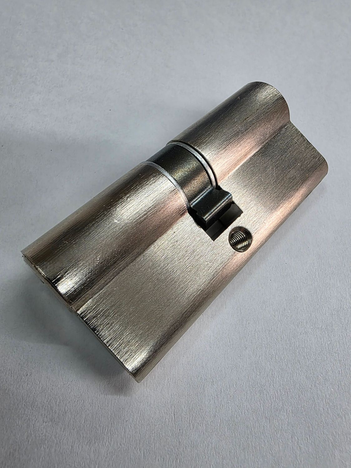Cilindro Europerfil CISA ASIX de Seguridad 35x35 mm. Niquelado. Leva Corta Cilindro Europerfil CISA ASIX de Seguridad 35x35 mm. Niquelado. Leva Corta