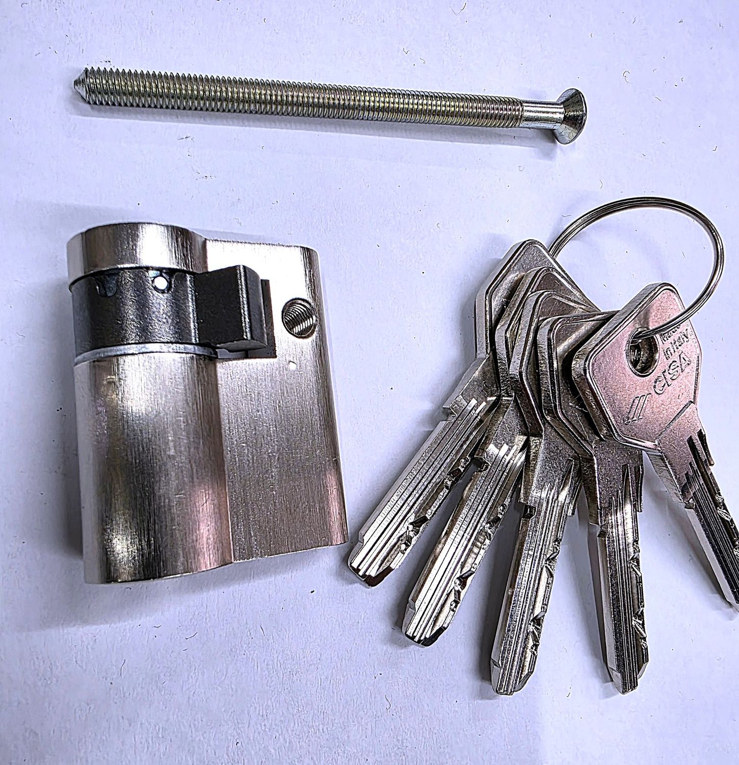 Cilindro Europerfil CISA ASIX de Seguridad 30x10 mm. Niquelado. Leva Larga