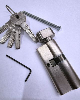 Cilindro Europerfil CISA ASIX de Seguridad 30x40 mm. Niquelado. Botón a 30 mm. Leva Larga