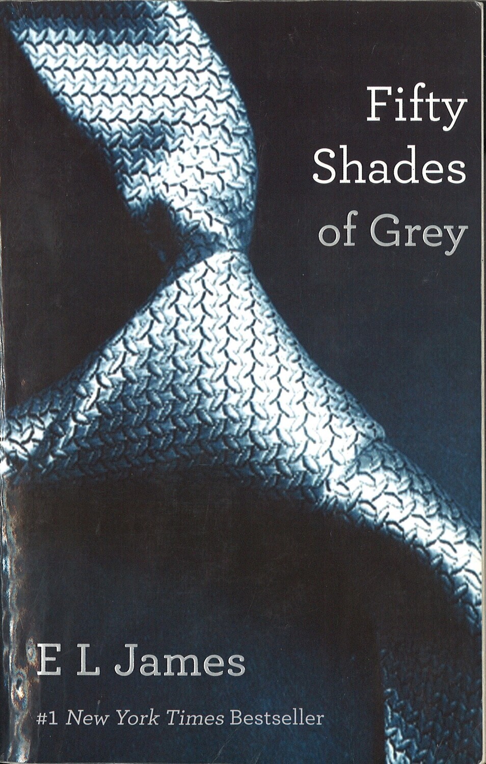 Fifty Shades of Grey (Book 1 of Fifty Shades Trilogy)