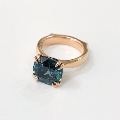 SIGNATURE RINGS