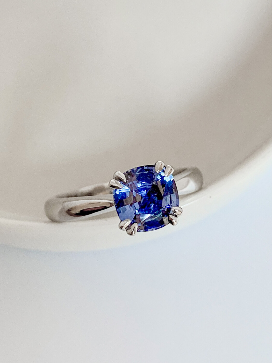 Ceylon Sapphire Heirloom Ring