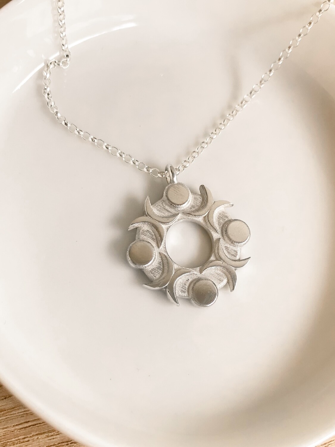 XO Pendant