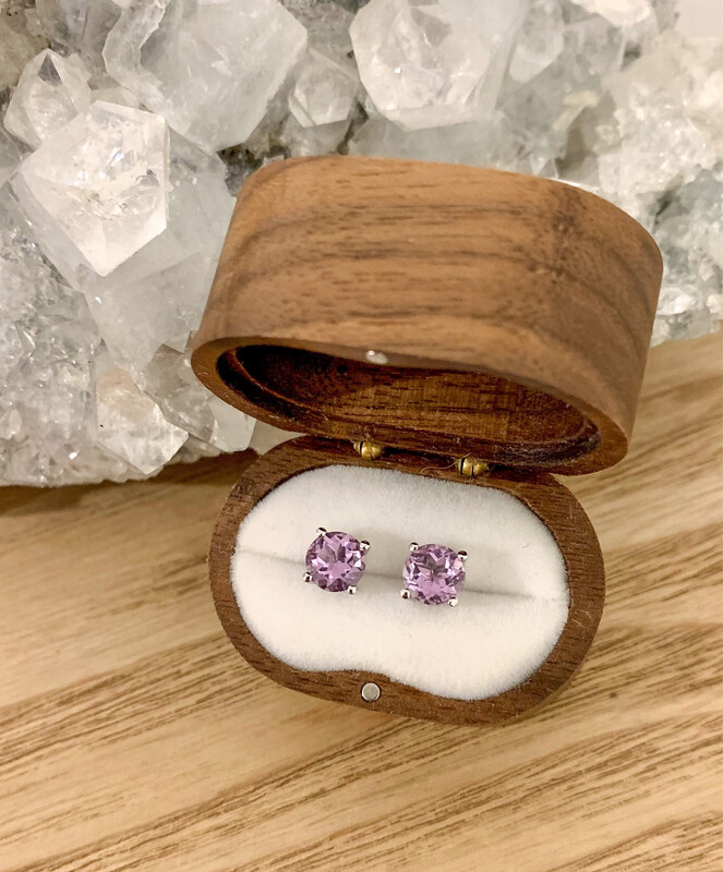 SAJ Classic Studs - Amethyst