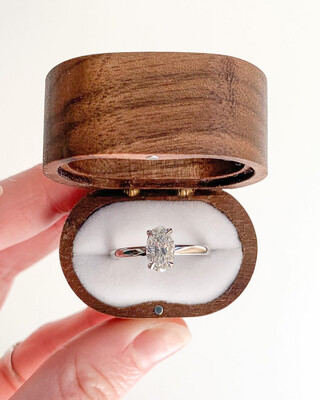1.00ct Oval Diamond Engagement Ring