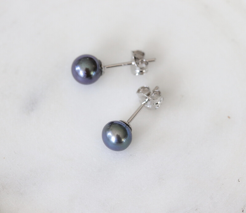 Fresh Water Pearl Studs