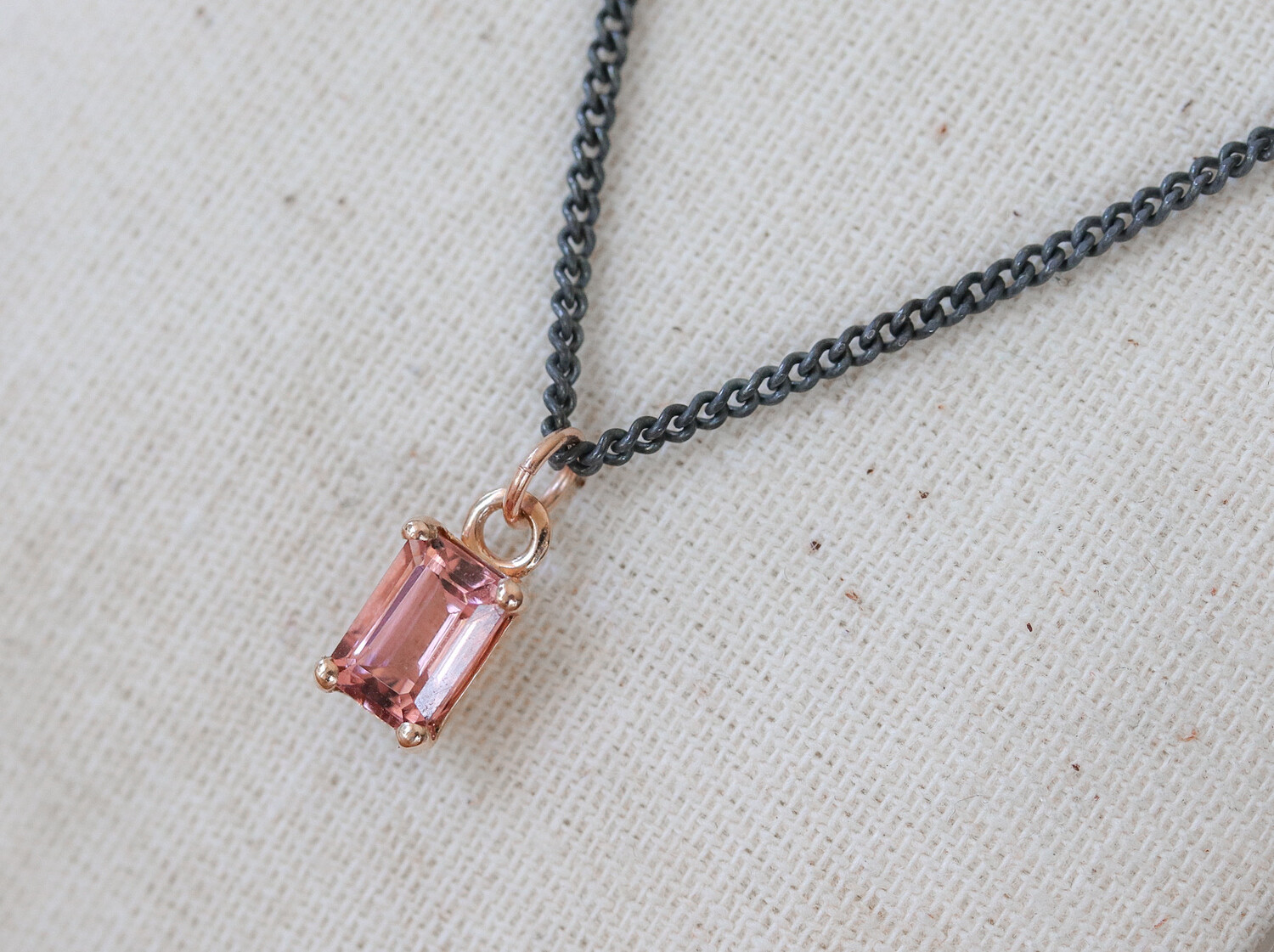 0.80ct Pinky Peach Tourmaline Pendant