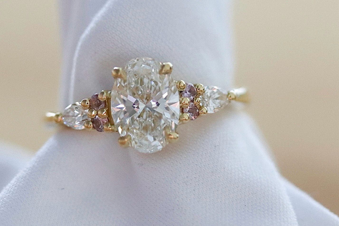 Liviana Ring