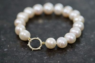Elma Pearl Bracelet