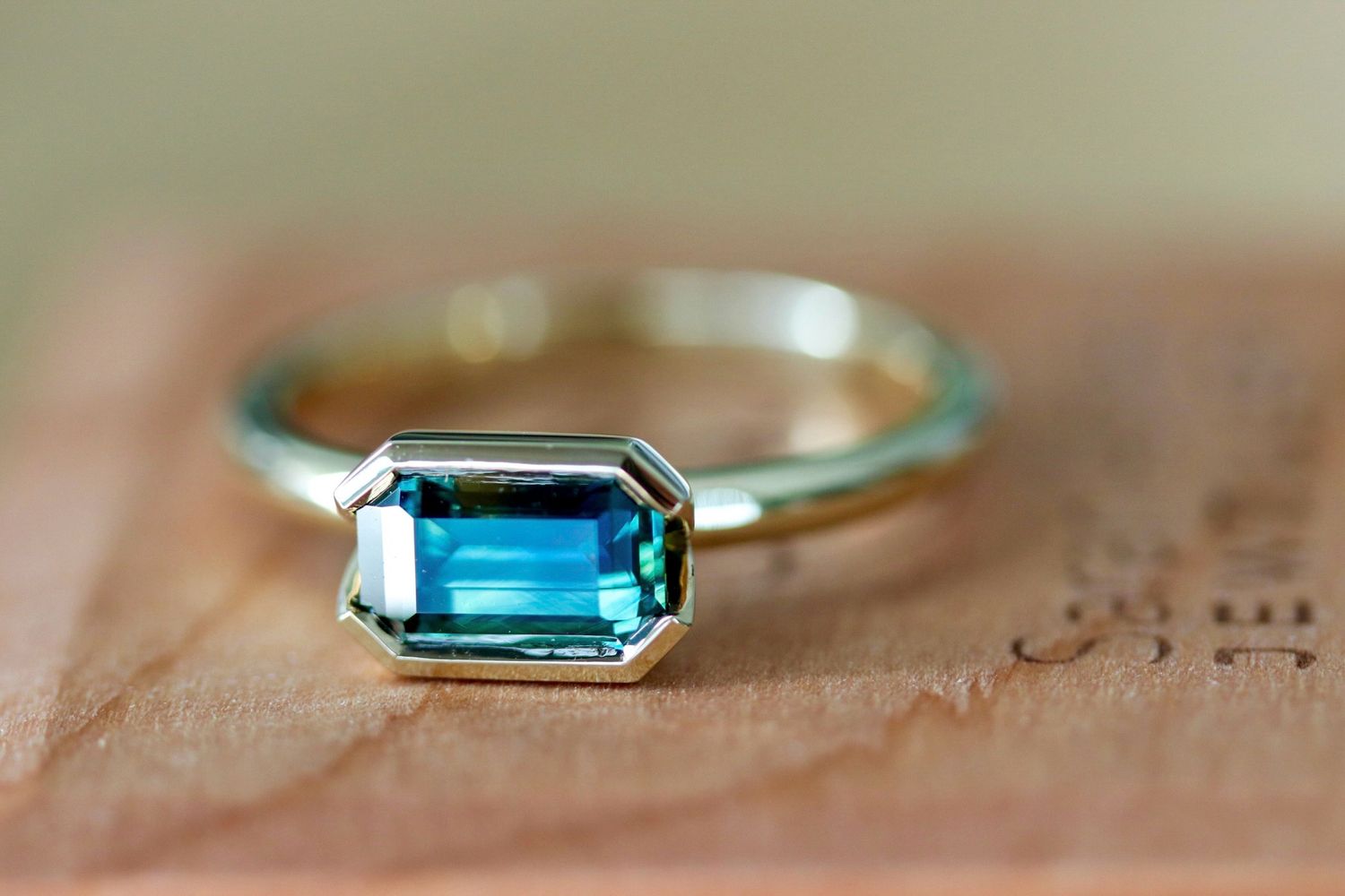 East To West Ring