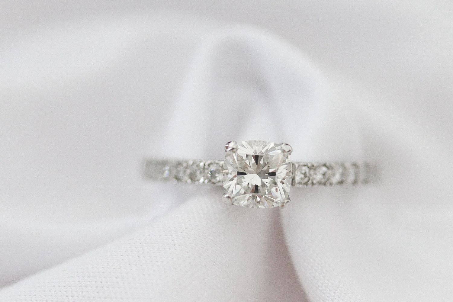Enna Diamond Ring
