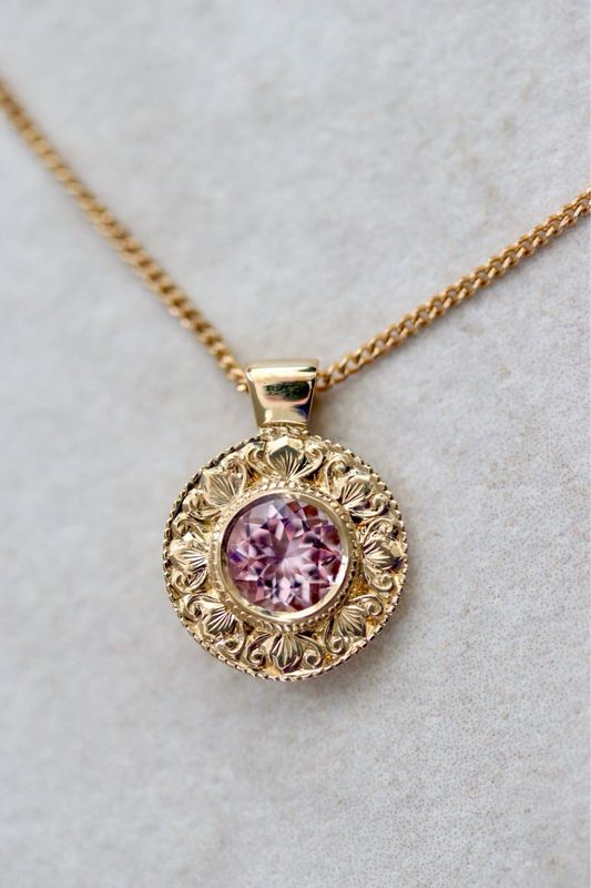 Xalia Pendant