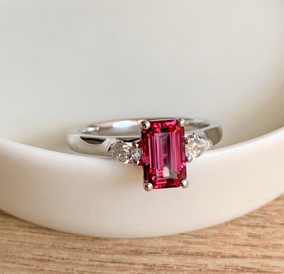 Signature Trilogy Ring