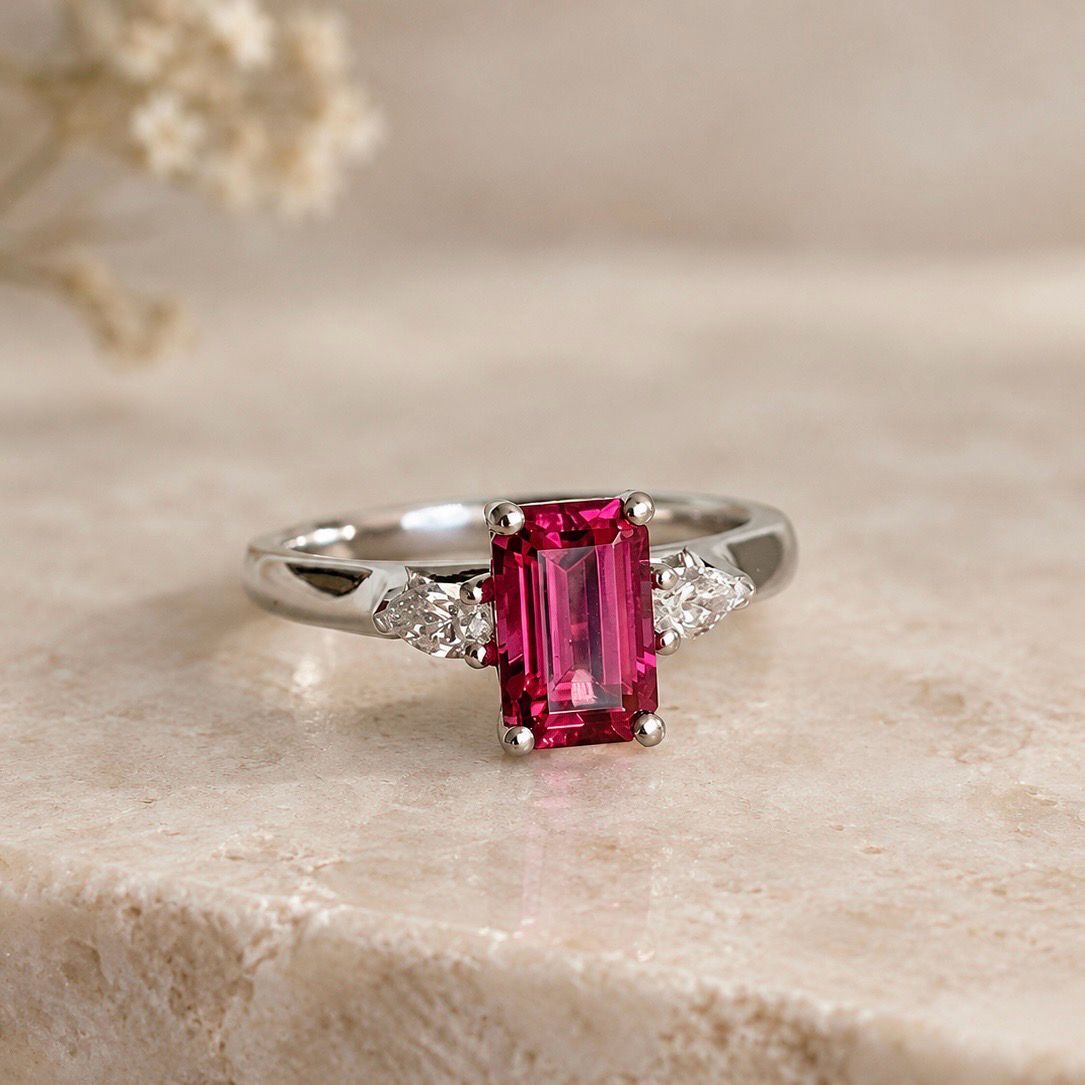 Signature Trilogy Ring 18ct gold