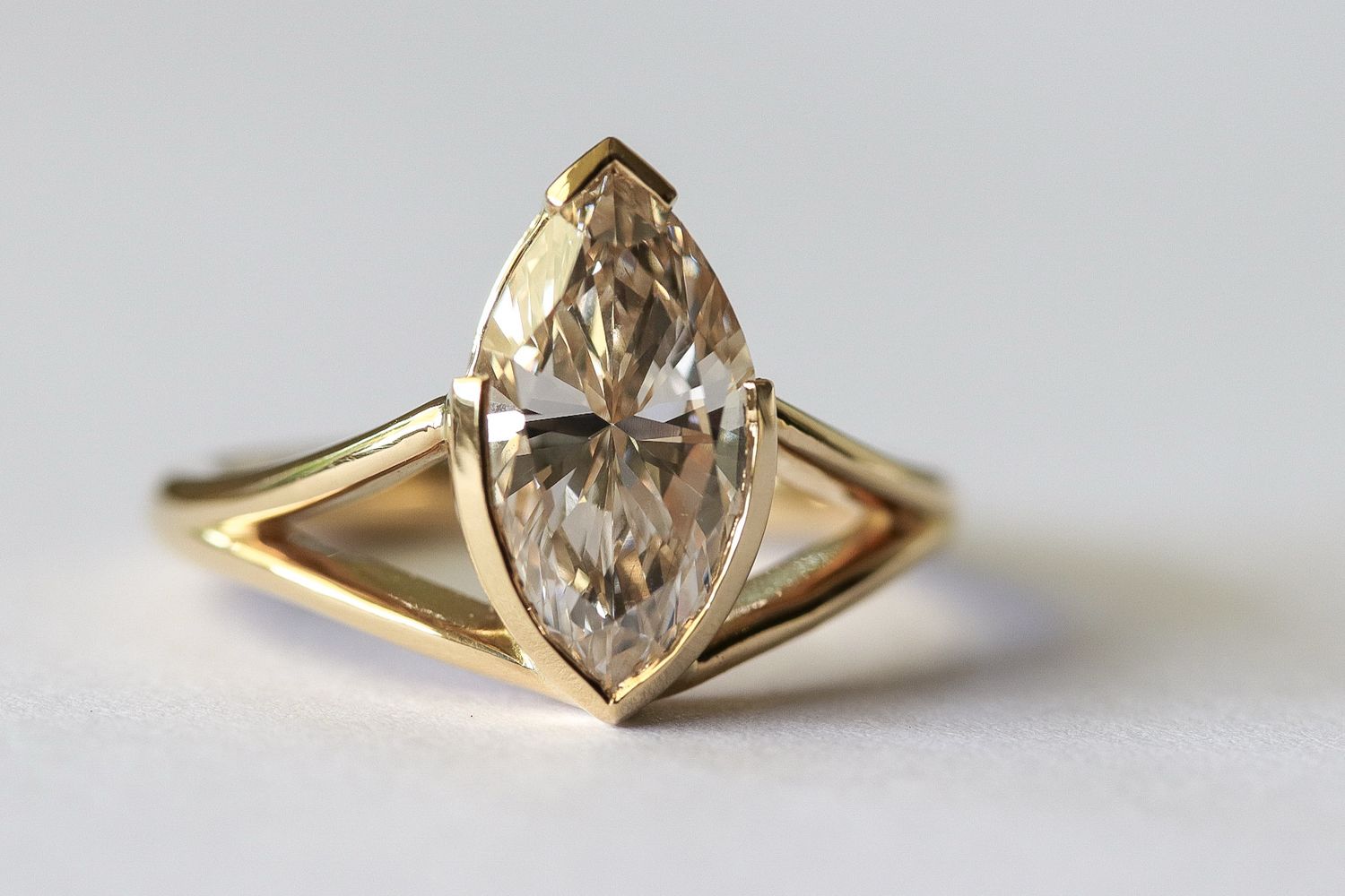 Elidi Marquise Ring 18ct gold