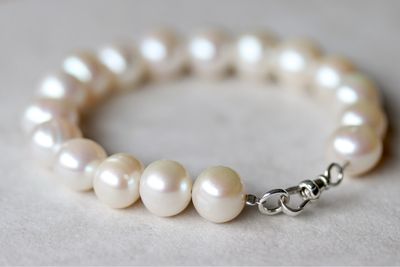 Elma Pearl Bracelet