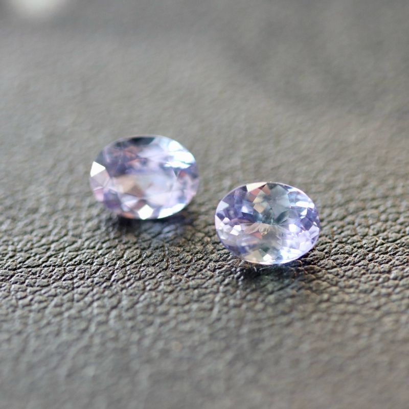 Violet Blue Tanzanite Pair