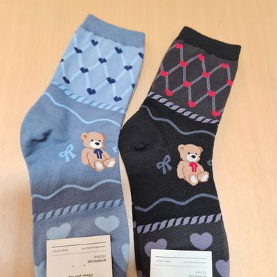 Lattice with love bear socks