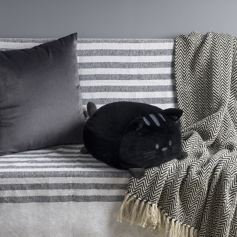Coussin chat douillet noir