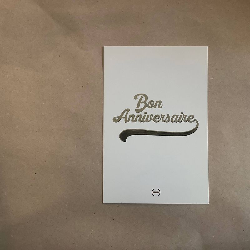Carte postale Particules - Bon anniversaire