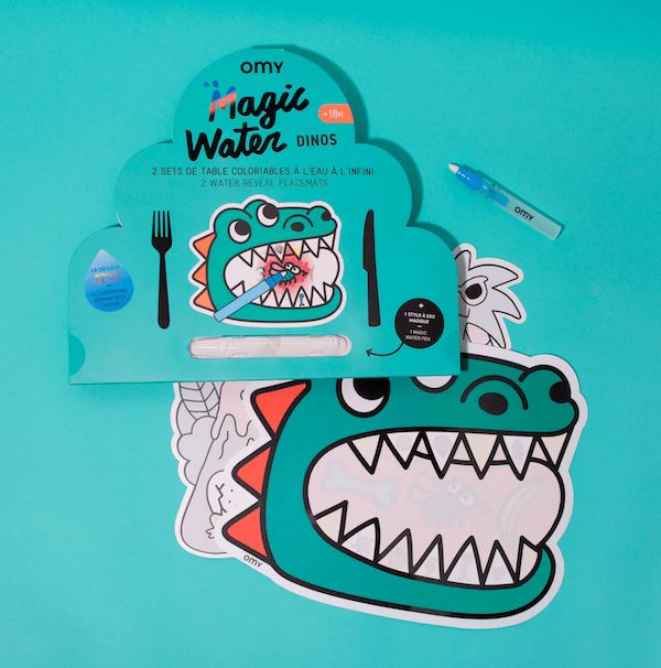 set de table dinosaure a colorier