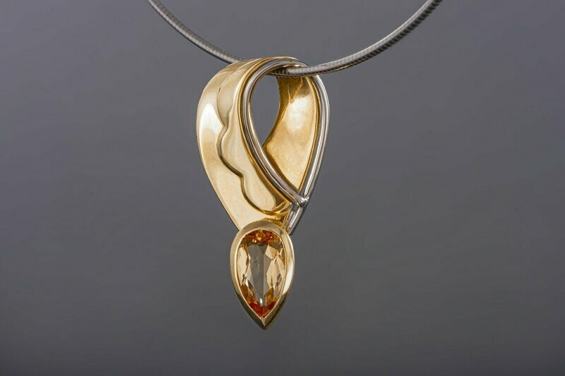 Topas Anhänger, 18kt. Gelbgold-und Weißgold Topas Anhänger, 18kt. Gelbgold-und Weißgold