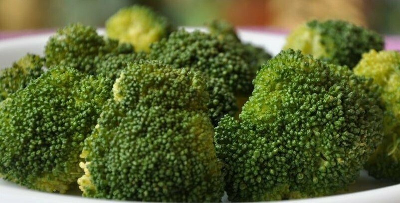 Broccoletti al vapore