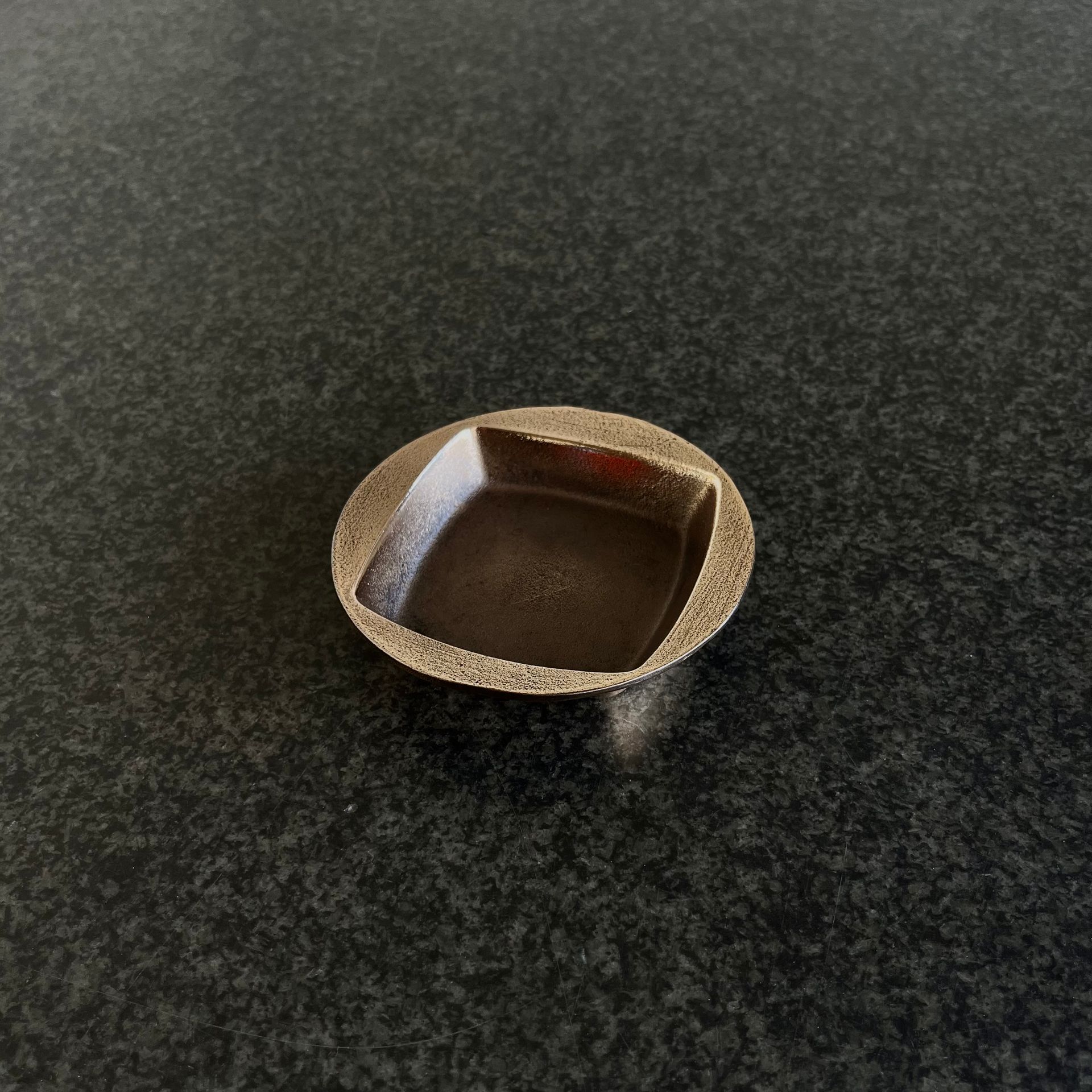 Aschenbecher rund
