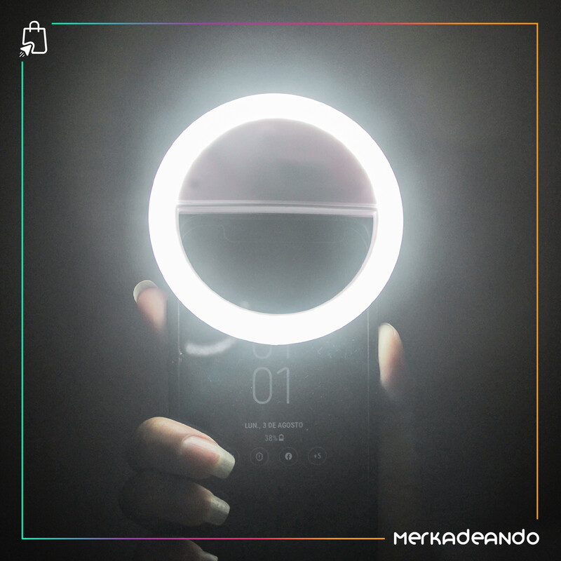 Aro led selfie