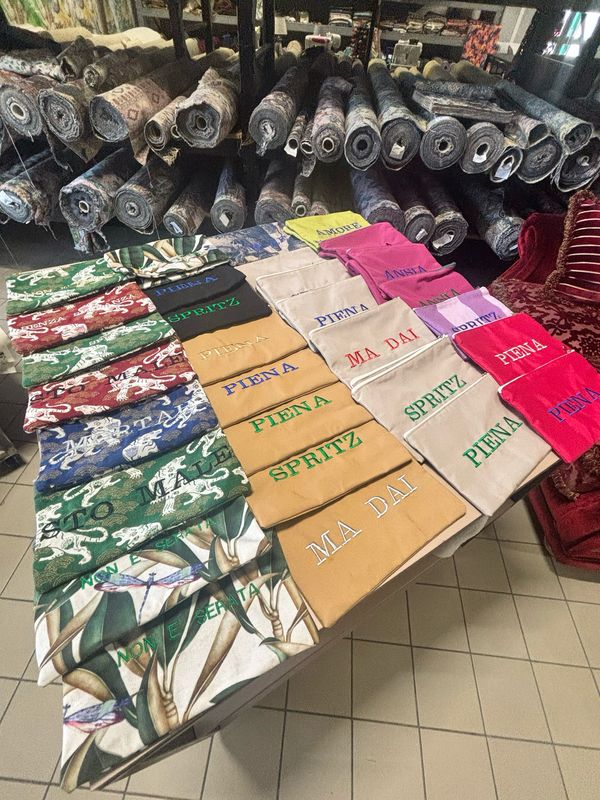 Pochette frasi fatte