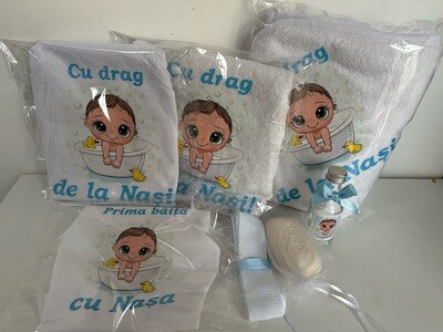 Trusou Botez Băiețel cu Cutie Albastră Personalizată – Model Bebeluș în Cădiță