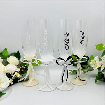 Set de 4 Pahare  Miri si Nasi