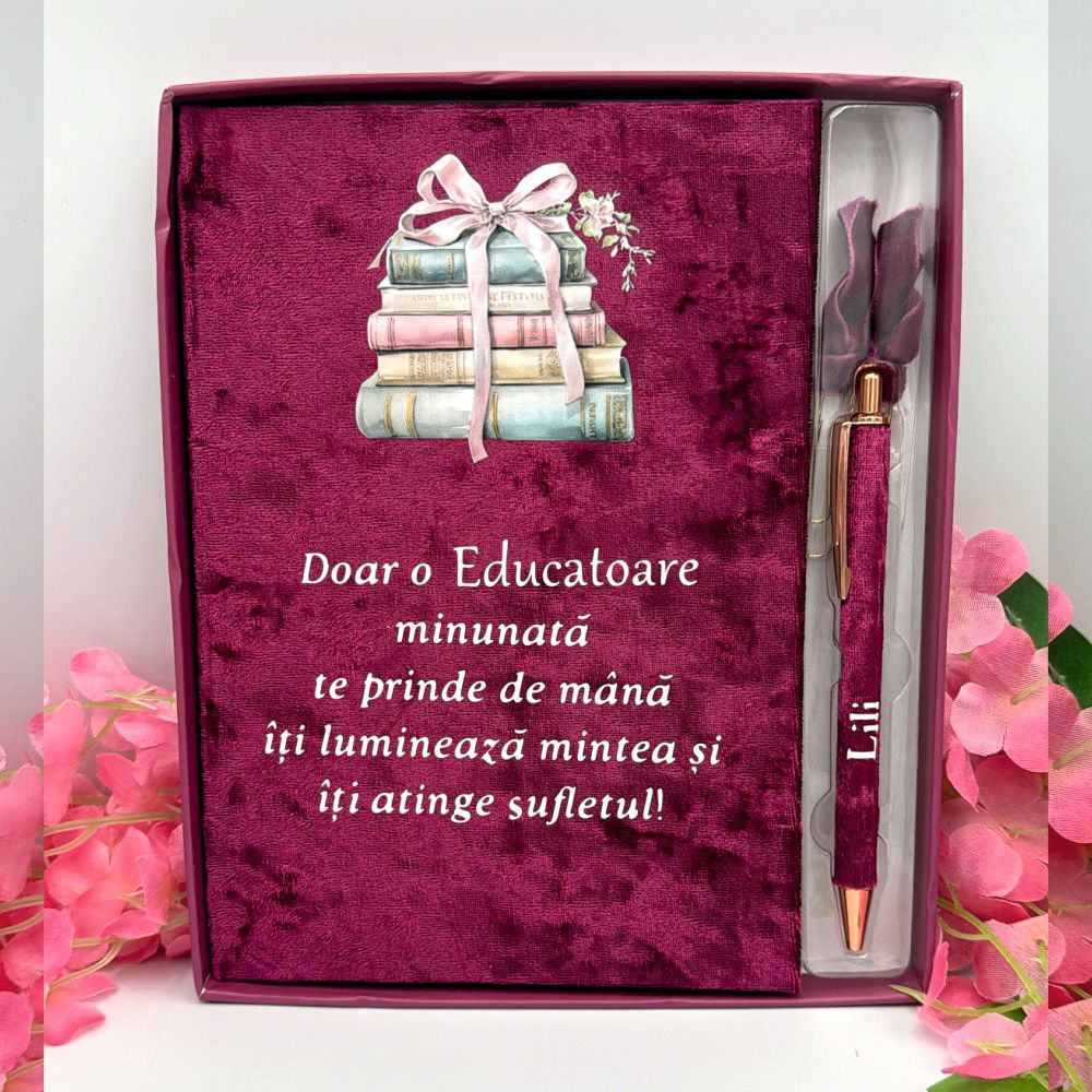 Agendă  Nedatată + pix, personalizată cu nume pentru Educatoare