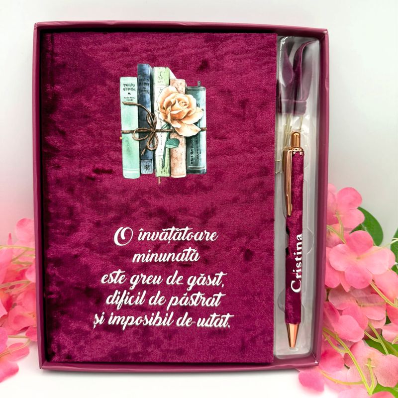 Agenda personalizata pentru Invatatoare + pix