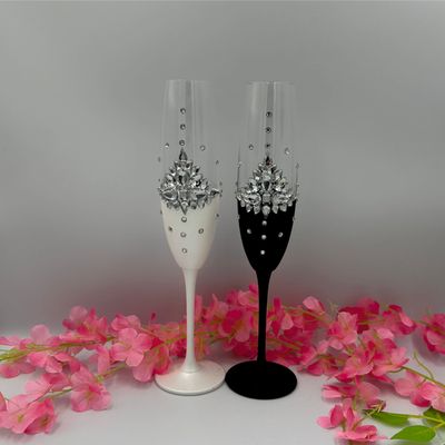 Set Pahare Miri – Negru &amp; Alb, Decor Cristale Lux