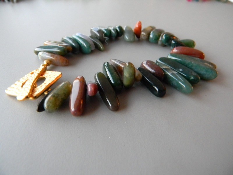 Green Fancy Mix Agate Stick Bracelet, Gold