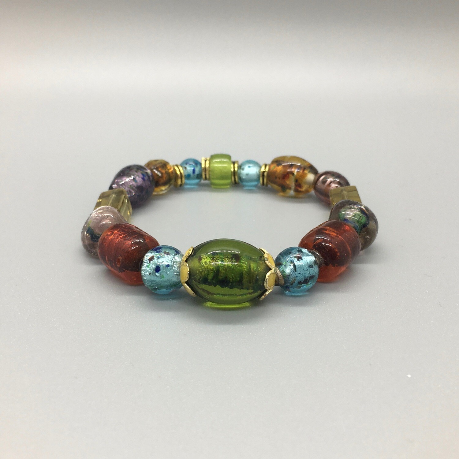 Multi-colored Glass Expandable bracelet w/Green