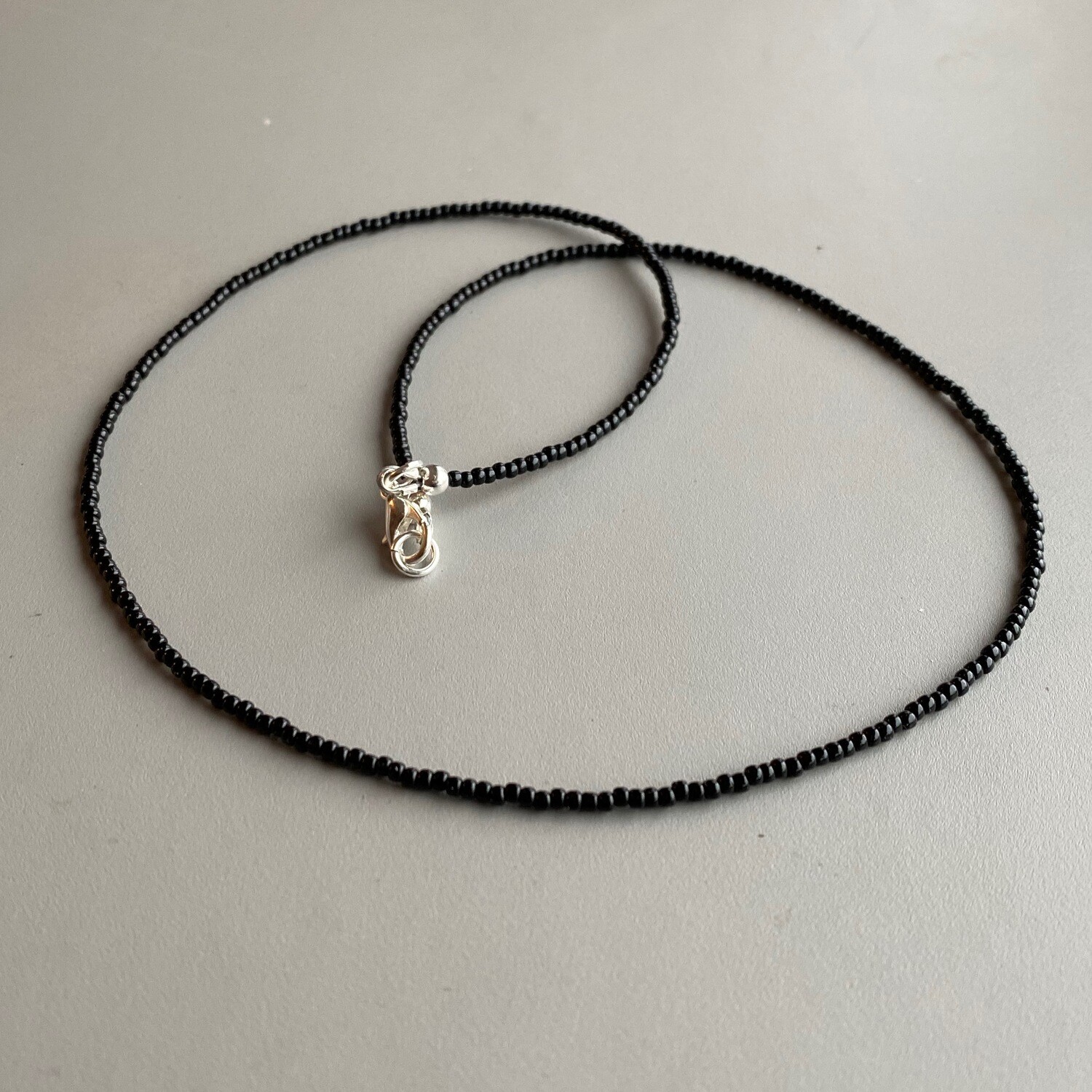 Black Small Seed Bead Chain-Single